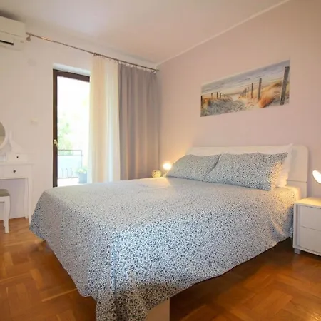 Ferienwohnung Andrea Mit Meerblick, Balkon Mit Gartenmobeln, Strandnah, Ruhige Lage Апартаменты